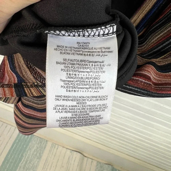 BCBGeneration Multicolored Striped Spaghetti Strap Dress V Neck New Sz 4 - Picture 14 of 16